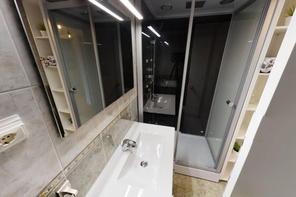 Malibu - 6 Personnes - Luxury Apartamento Miami Platja  Exterior foto